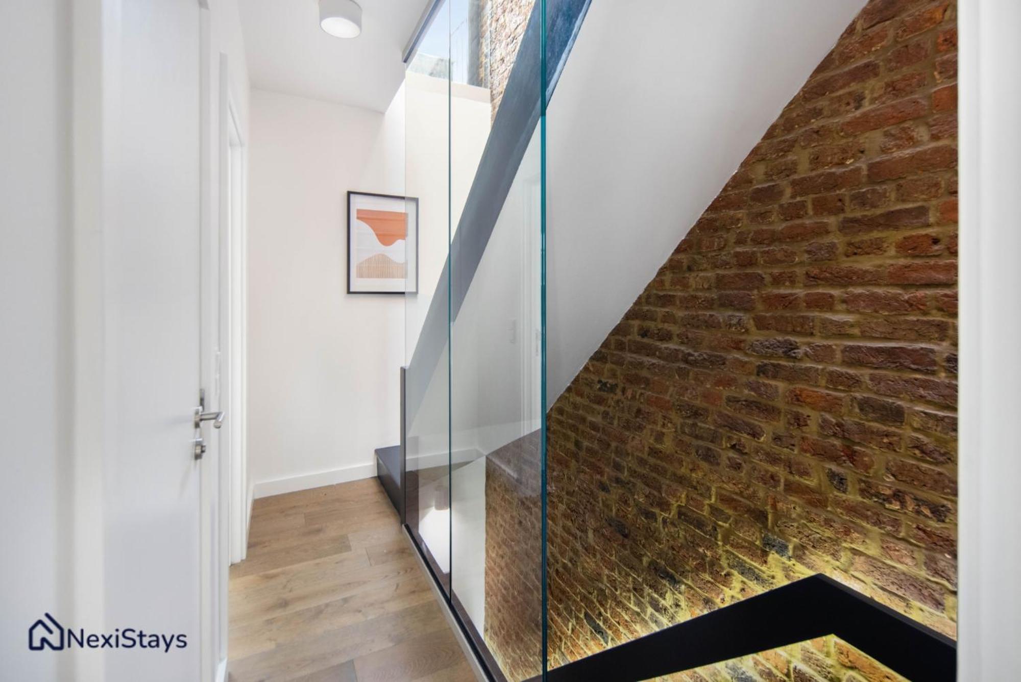 1 Min Walk To Euston Station, Modern Townhouse Διαμέρισμα Λονδίνο Εξωτερικό φωτογραφία